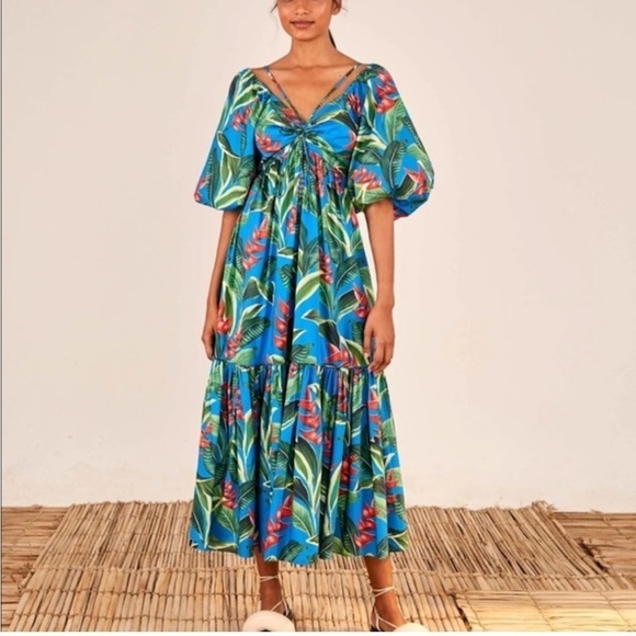 FARM Rio Dresses & Skirts - ⭐️ FARM Rio Dream Garden Midi Dress Puff Sleeve⭐️sz xs